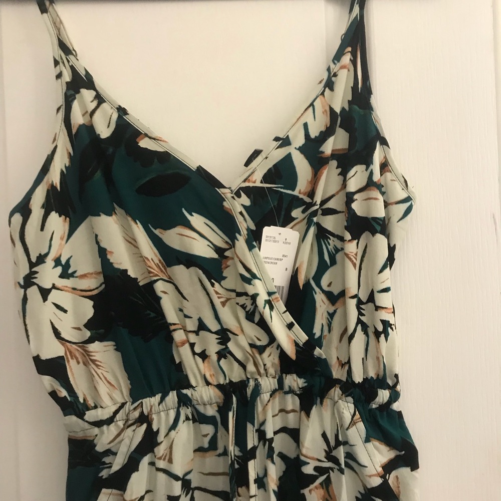 Floral jumpsuit!!